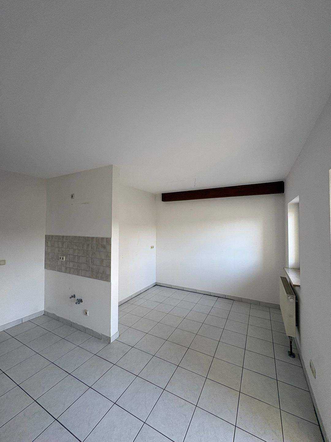 Großzügige 3-Raum Maisonette Wohnung sucht neue Mieter – Chemnitz – Vorschaubild 4