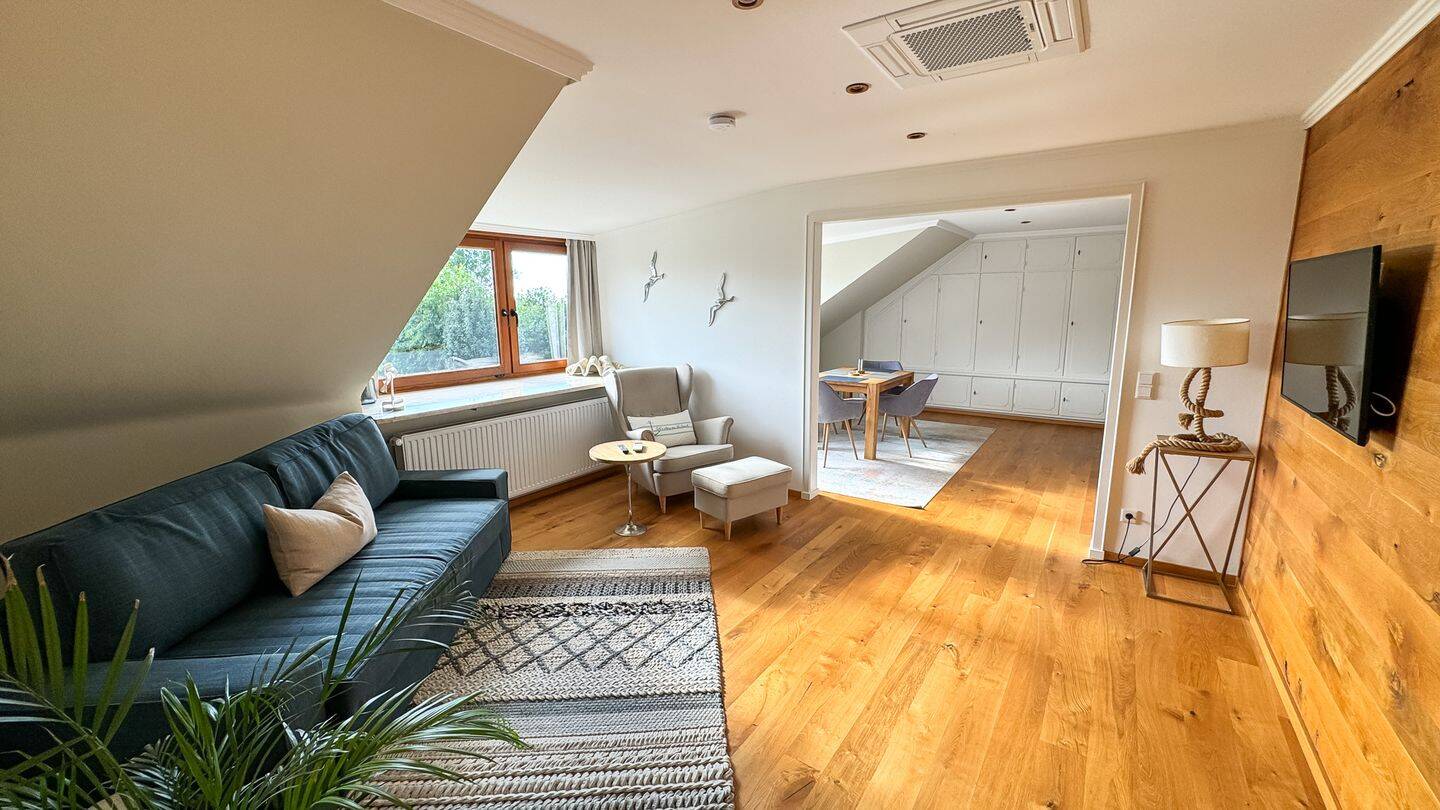 Wohnen, wo andere Urlaub machen - Exklusive Meerblick-Residenz in Schobüll