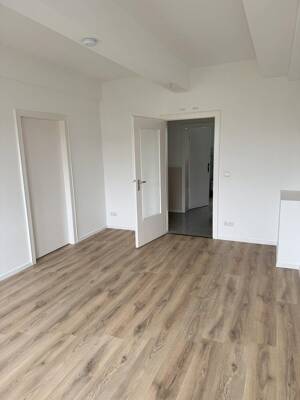 Großzügige sanierte 5 Zimmer Etagenwohnung in Rüttenscheid mit Balkon, Gäste Bad, Aufzug, 4. OG – 45130 Essen – Vorschaubild 9