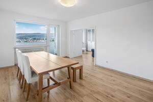 ??FREISTEHENDE WOHNUNG mit Balkon / Stellplatz / 3-4 Zimmer / gegen Gebot – 61350 Bad Homburg vor der Höhe – Vorschaubild 2