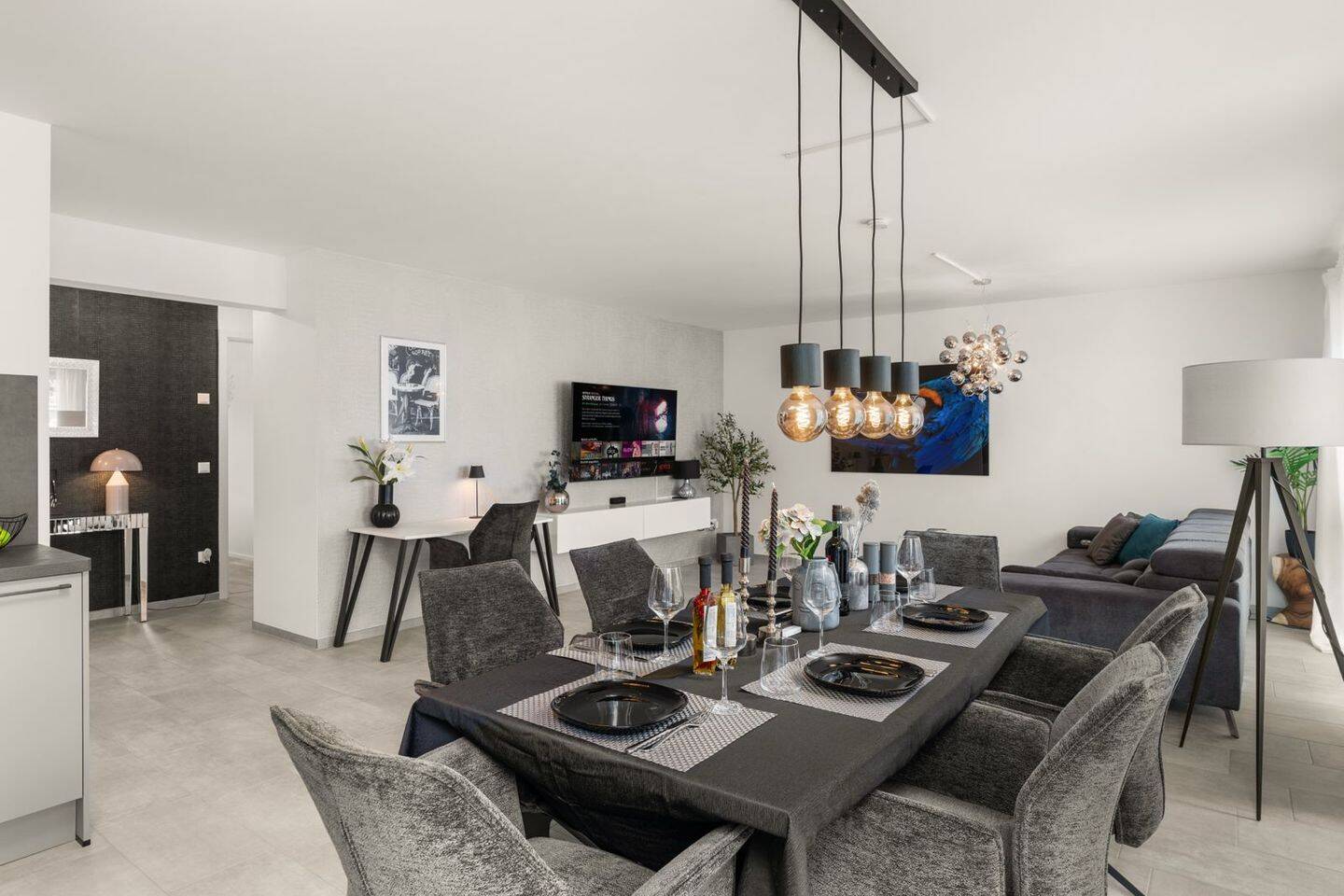 ruhig gelegene Wohnung mit Einbauküche und Stellplatz – Bielefeld – Vorschaubild 6
