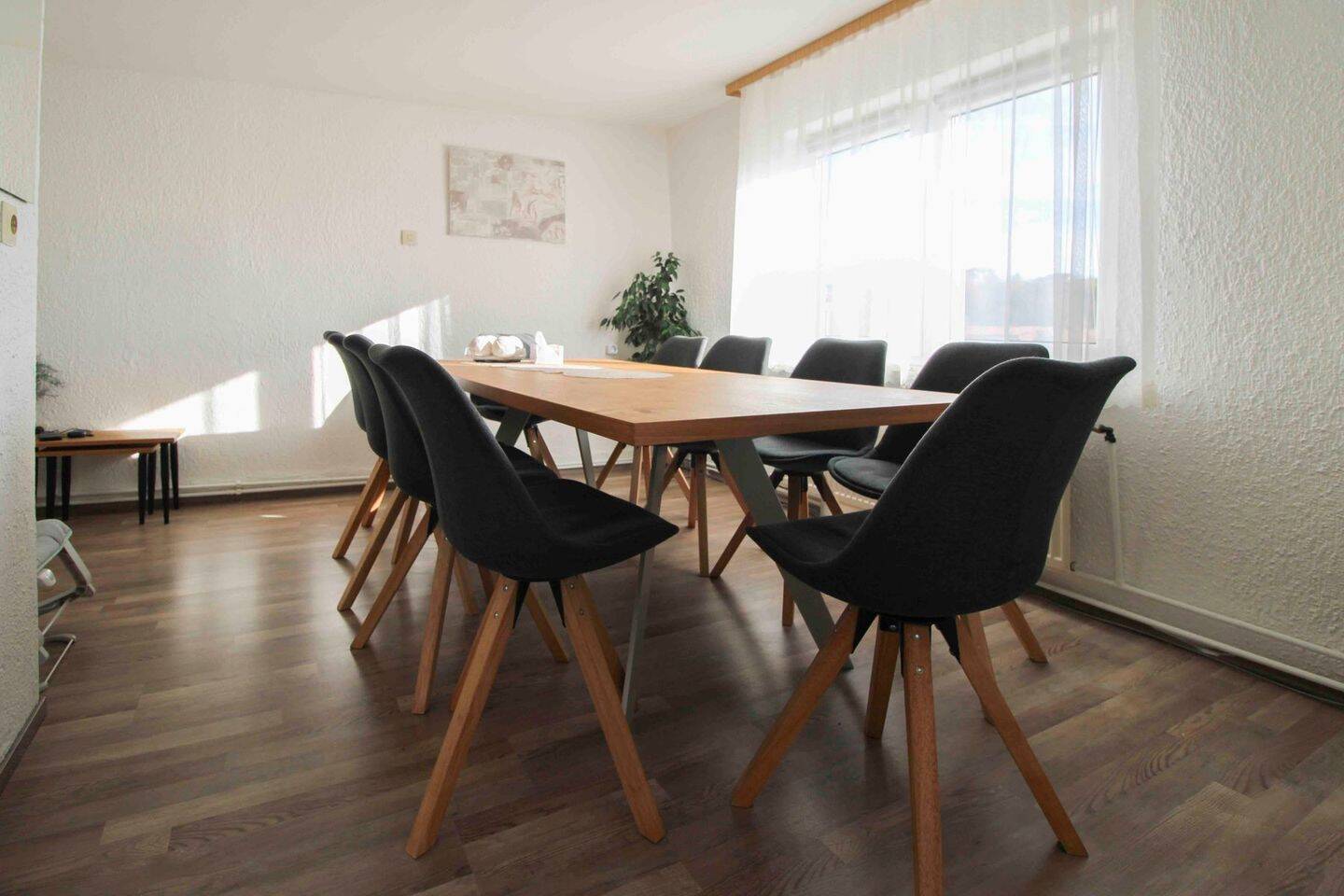 Wohnhaus (2-3 Wohneinheiten) mit großer Scheune (Ausbaupotential) und kleinem Garten – Horb am Neckar – Vorschaubild 6