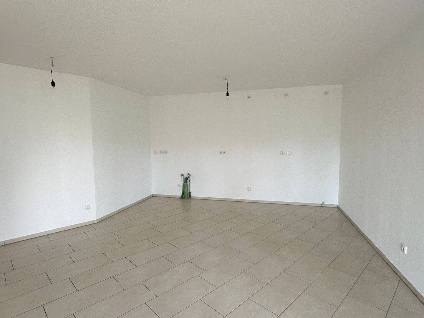 FÜRTH! MODERNE 2-ZI.-WHG. MIT BALKON & TG-STELLPLATZ... – Fürth – Vorschaubild 4