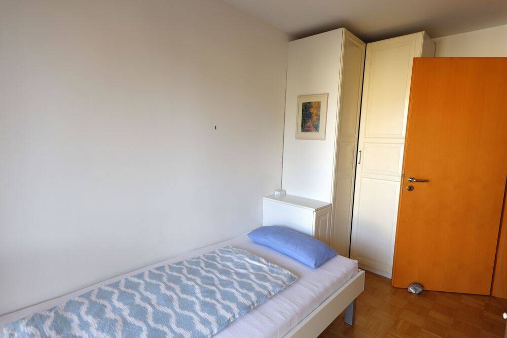 Möblierte 2-Zi-Wohnung / Balkon & verglaster Loggia / möbliert zur Miete – München – Vorschaubild 6