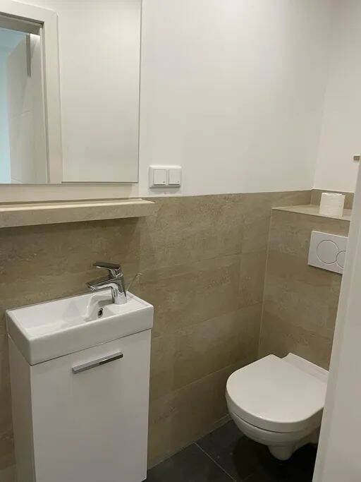 Schwabing! Schönes und großes WG Zimmer mit eigenem Balkon! – München – Vorschaubild 7