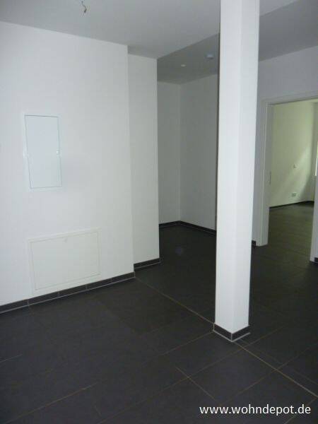 ab Juli * 2-RW * EBK mögl. * Hochparterre * Fliesenboden * FuBoHzg. * Anger-Crottendorf – Leipzig – Vorschaubild 9
