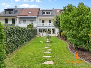 *** LUXUS PUR! inkl. Garten, Einbauküche, Kamin, 2 TG, 2 Saunen uVm.*** – 81735 München – Vorschaubild 1