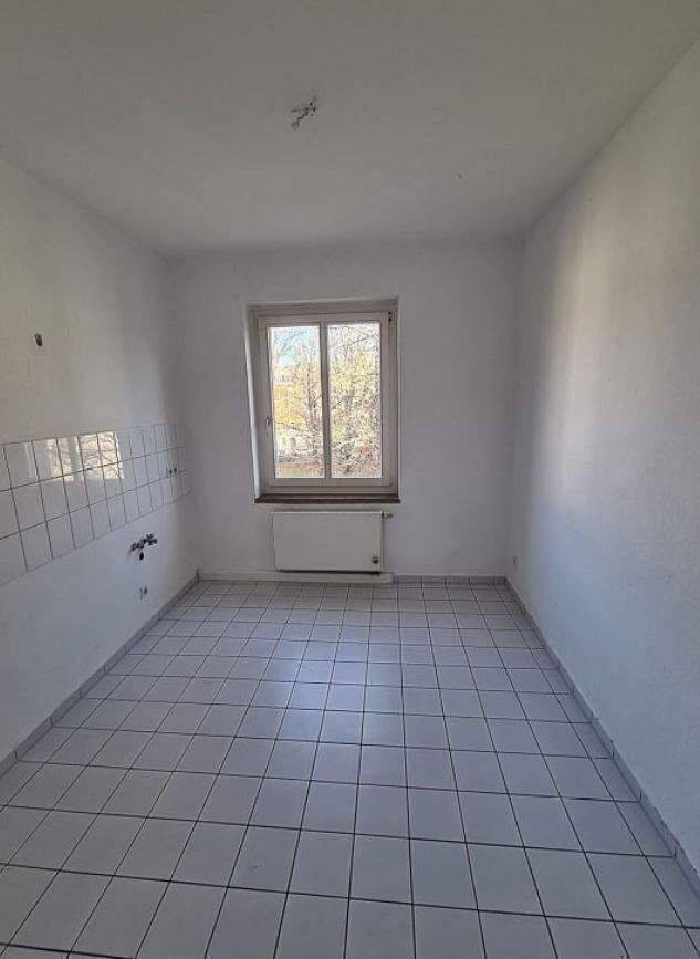 Einziehen und wohlfühlen in der attraktiven Zwei-Zimmer-Wohnung mit Balkon – Chemnitz – Vorschaubild 3