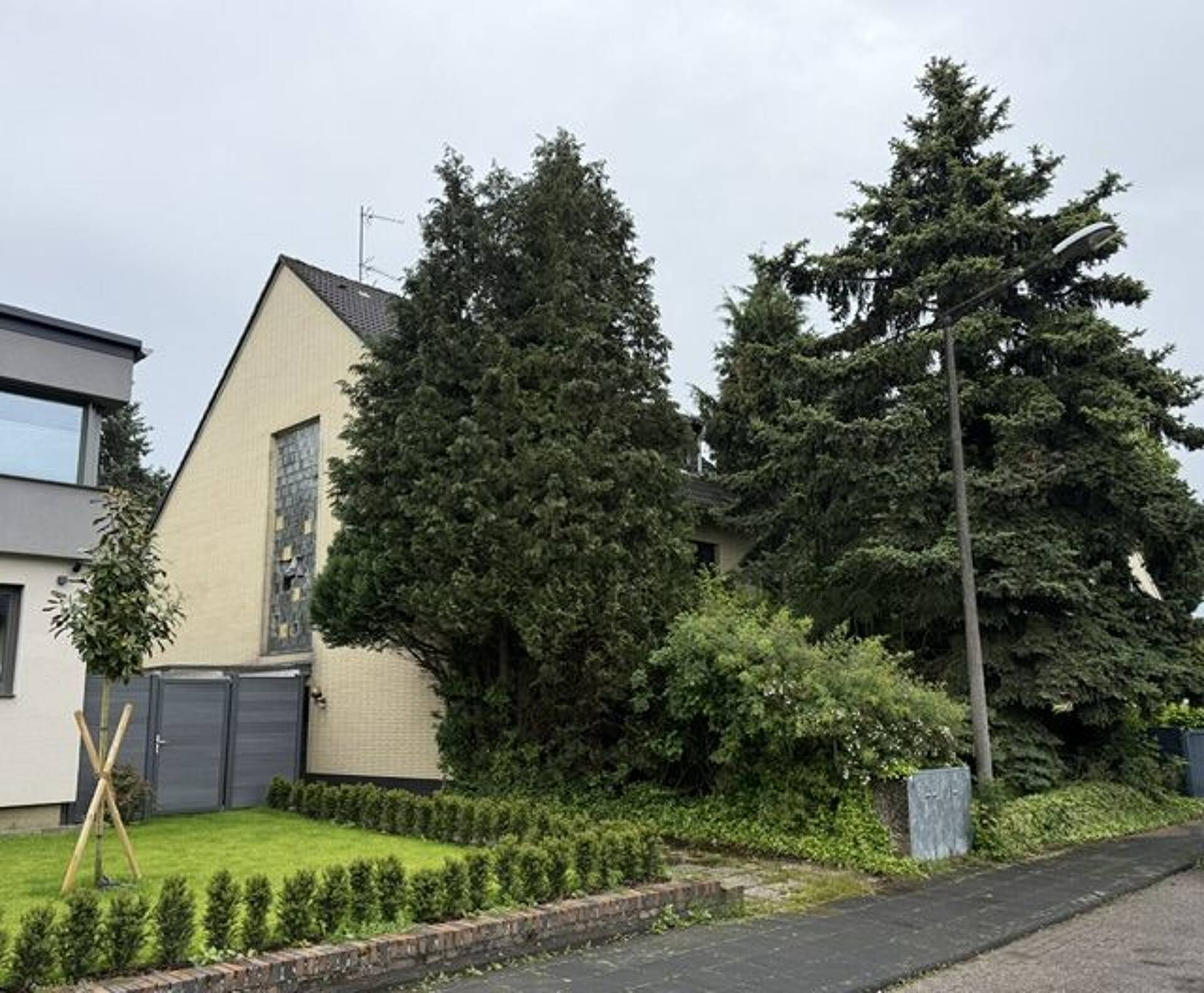Einfamilienhaus in 50858 Köln mit 280 m² kaufen