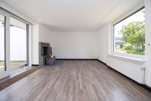 RESERVIERT: Modernes Einfamilienhaus mit Kamin, Garten & Carport| Oldenburg-Dietrichsfeld – 26127 Oldenburg – Vorschaubild 6