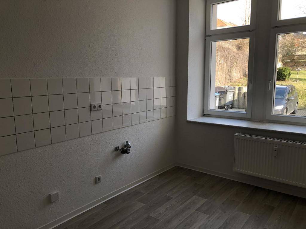 Großzügige 3-Raum-Wohnung mit Tageslichtbad – Chemnitz – Vorschaubild 2