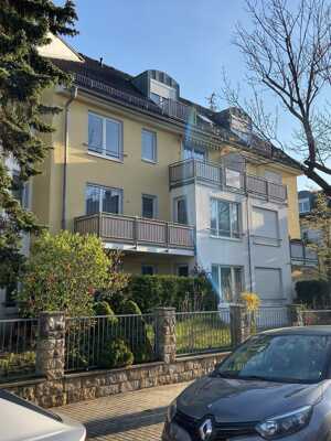 Traumhafte Dachgeschosswohnung am Großen Garten - freiwerdend ab 01.09.2026