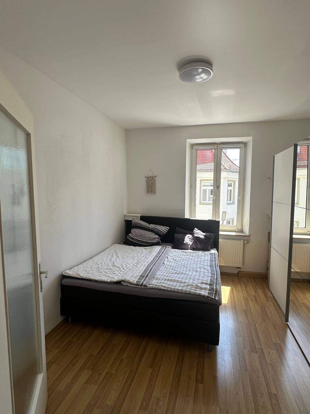 Helle 2-Zimmer-Wohnung in zentraler, ruhiger Lage – Augsburg – Vorschaubild 3