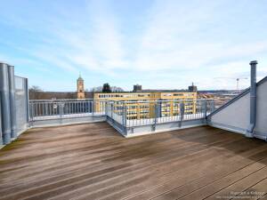 Penthouse-Glück bei der Fürther Freiheit - große Dachterrasse