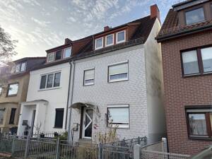 PURNHAGEN-IMMOBILIEN - Doppelhaushälfte in zentraler Lage, nahe Diakonie-Krankenhaus in Bremen