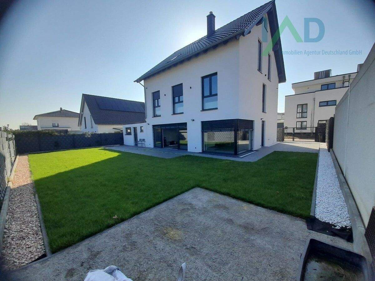 Neubau: Modernes und großzügiges Haus in ruhiger Lage in Datteln – Datteln – Bild 1 von 4