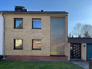 Einfamilienhaus mit großem Garten und Doppelgarage – 40591 Düsseldorf – Vorschaubild 2