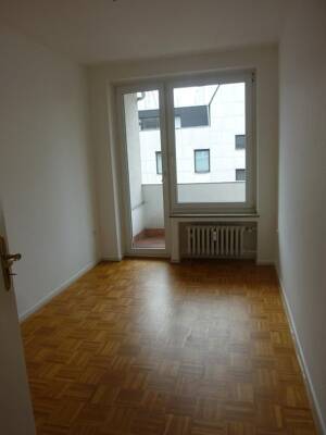 D-Zoopark: schicke 3-4 Zi.Whg. ca. 96 m² mit EBK, Lift, Garage – 40239 Düsseldorf – Vorschaubild 4