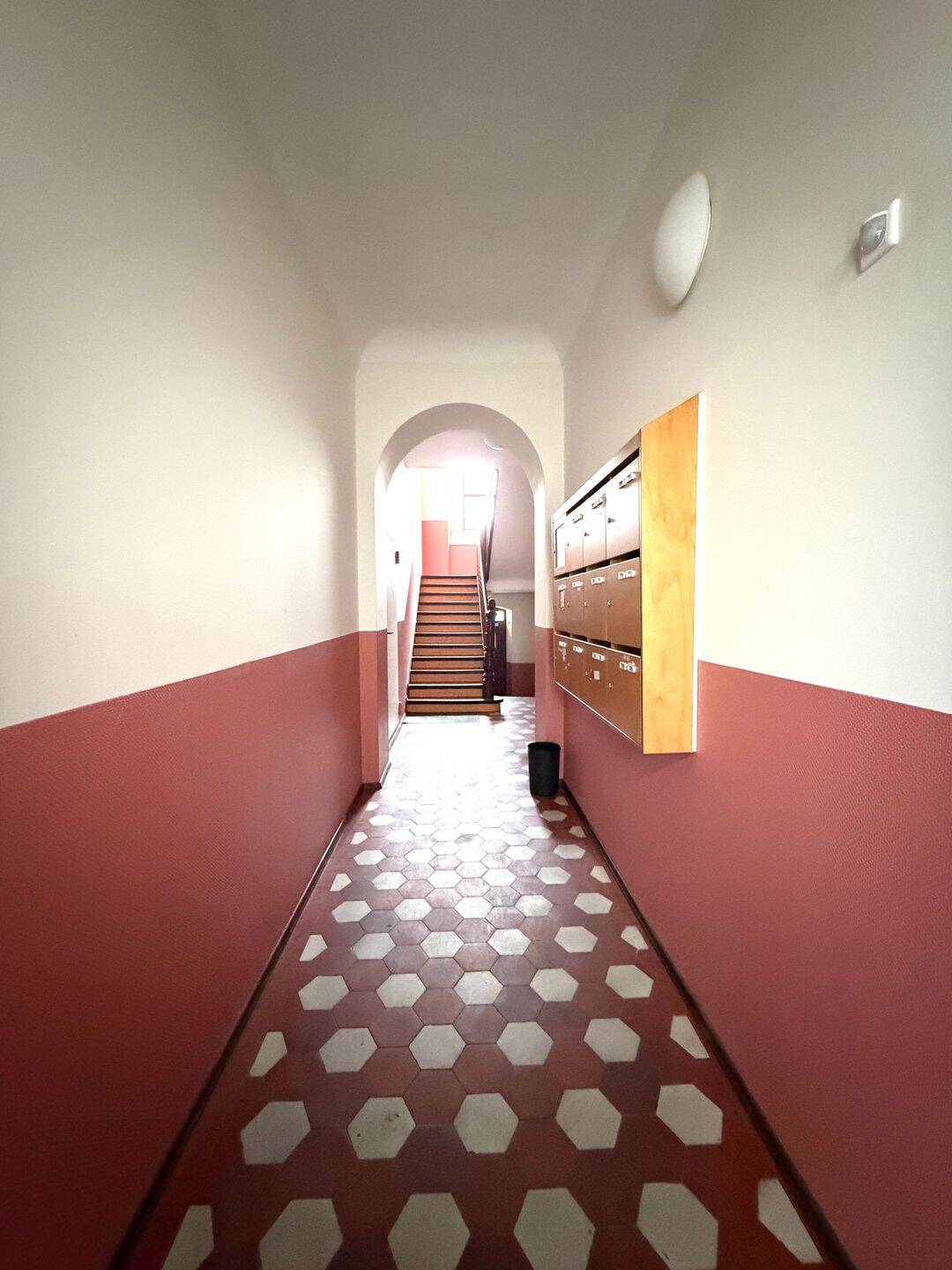 Top Lage! 2-Zimmer-Wohnung mit Garage + Außenstellplatz in Nürnberg-Schoppershof - optimal zum Eigennutz sowohl als Kapitalanlage – Nürnberg – Vorschaubild 6