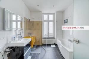 IMMOBERLIN.DE - Toplage! Klassisches Mehrfamilienhaus mit Ausbaupotential – 10557 Berlin – Vorschaubild 5
