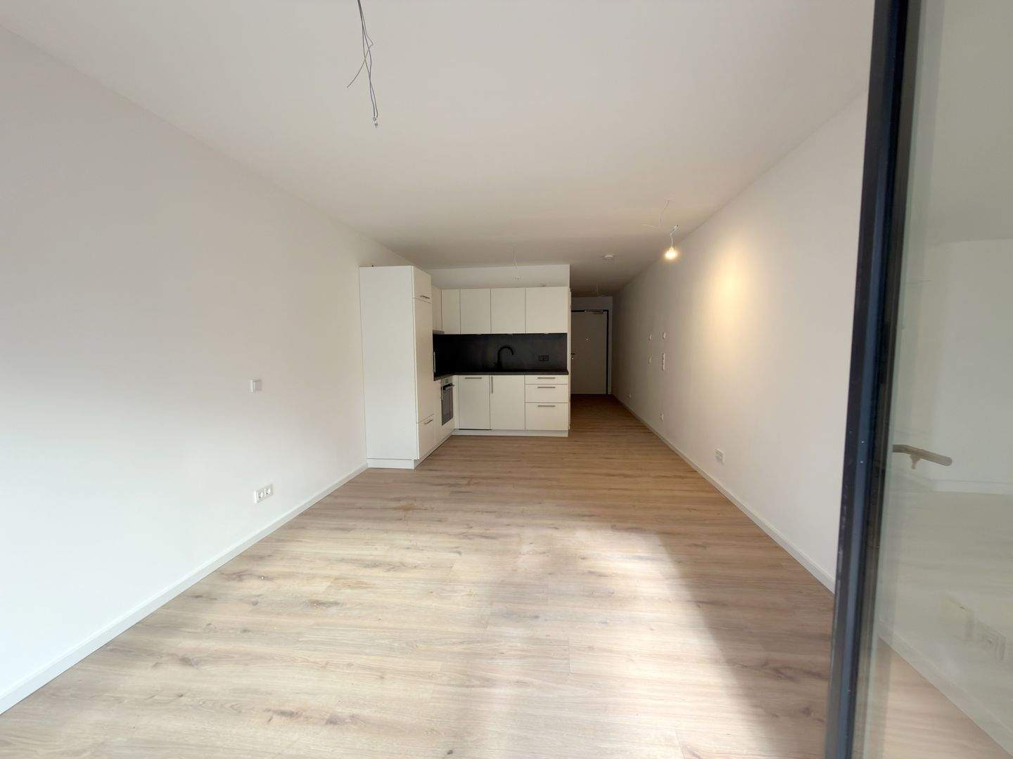 Exklusive 1-Zi-EG-Neubauwohnung mit hochwertiger Ausstattung ~ Erstbezug ~ Tiefgarage ~ Aufzug ~ Sofortbezug! – Nürnberg – Vorschaubild 5