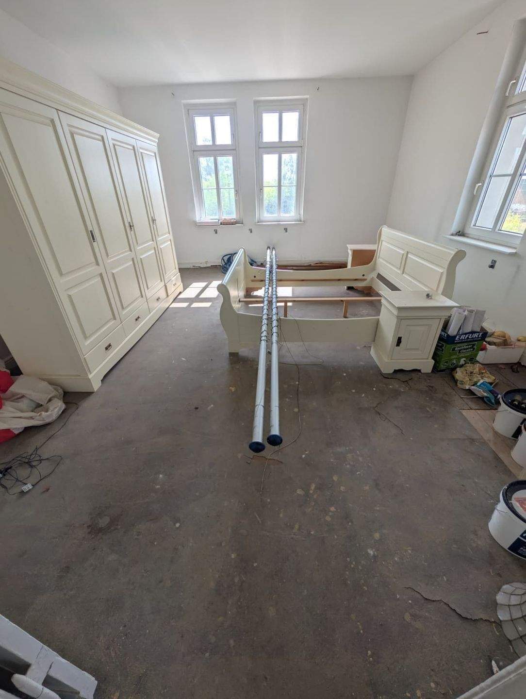 Großzügige Altbauwohnung mit Kachelöfen im historischen Bahnhof (ca. 180 m²) – Bützow – Vorschaubild 2