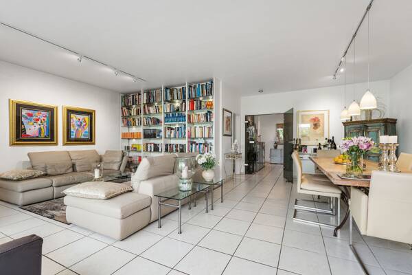Etagenwohnung in 50668 Köln mit 182 m² kaufen