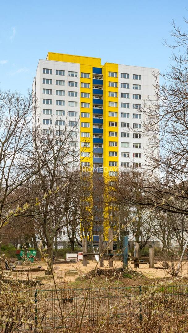 Mitten im Zentrum und Blick auf die Spree: 3-Zimmer-Wohnung mit Loggia und 2 Stellplätzen – Berlin – Vorschaubild 9
