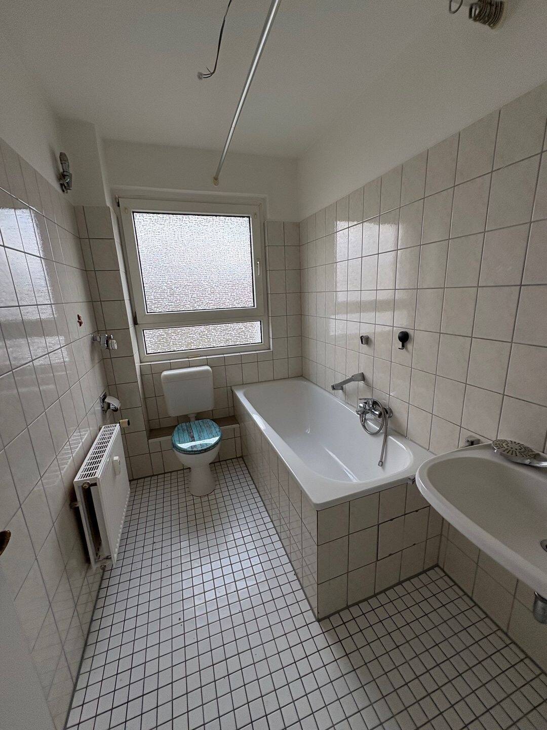 renovierte 3,5 Raum Wohnung mit Balkon in Bochum Leithe – Bochum – Vorschaubild 6