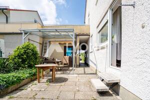 Kapitalanlage mit Mieteinnahmen! Mehrfamilienhaus mit 3 Wohnungen sucht Sie als neuen Eigentümer! – 89231 Neu-Ulm – Vorschaubild 2