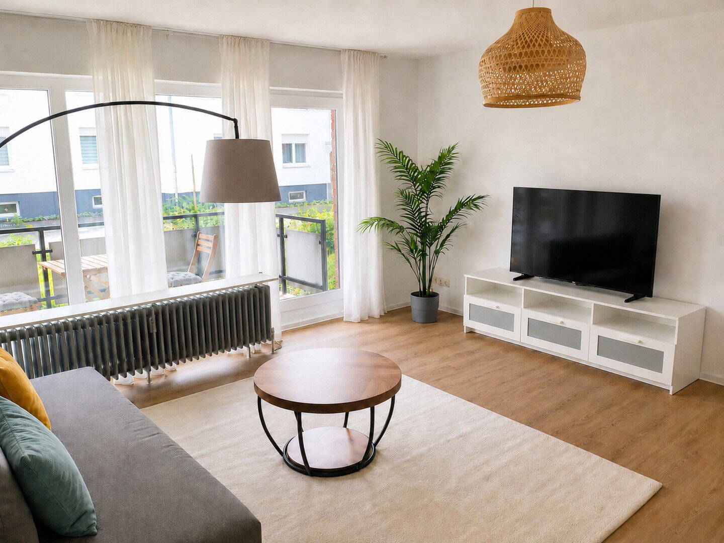 Hochwertig möblierte 2 Zimmer mit Süd-Balkon und Stellplatz in Hiltrup - Erstbezug nach Renovierung