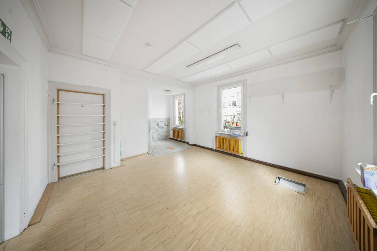 Spannendes Wohn- und Geschäftshaus in beliebter Oststadt-Lage! - Invest mit Entwicklungspotenzial – Reutlingen – Vorschaubild 6