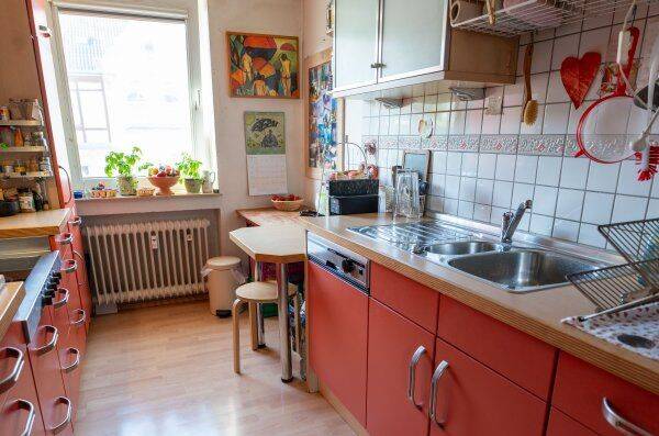 *** vermietete 3-Zimmer-Wohnung mit Balkon in der Fürther Südstadt Nähe Wiesengrund zu verkaufen *** – Fürth – Vorschaubild 3