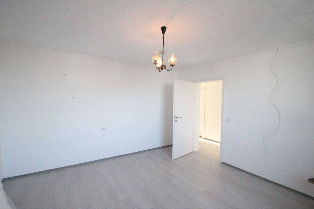 Schick Wohnen im Bonner Norden - 3 Zimmer Wohnung mit Balkon und Weitblick – Bonn – Vorschaubild 9
