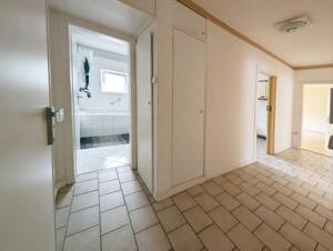 RAUMWUNDER - WUNDERSCHÖNE VIERZIMMERWOHNUNG MIT PERFEKTER AUFTEILUNG – 40627 Düsseldorf – Vorschaubild 5