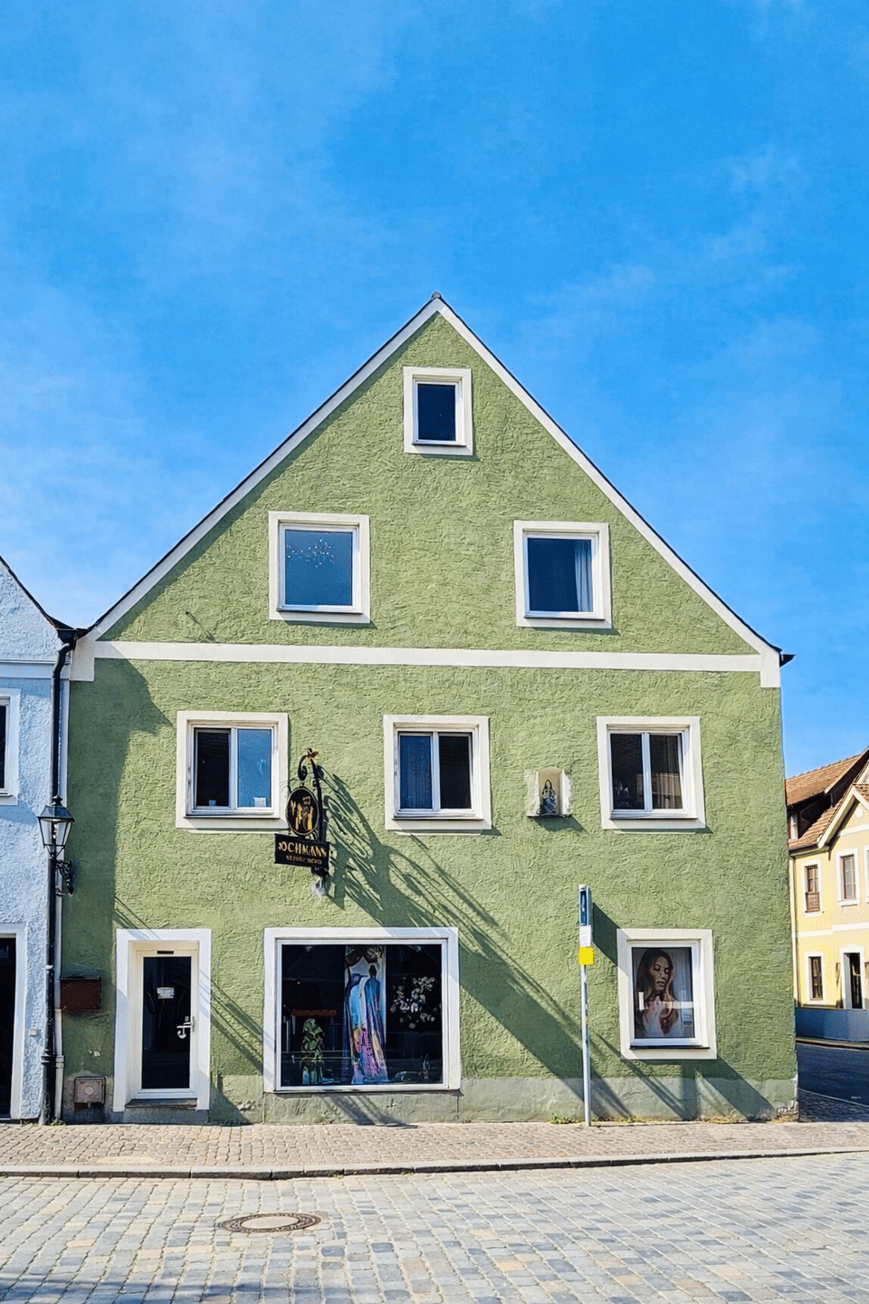 attraktives Mehrfamilienhaus mit Gewerbeeinheit in zentraler Altstadt-Lage – Amberg – Vorschaubild 3
