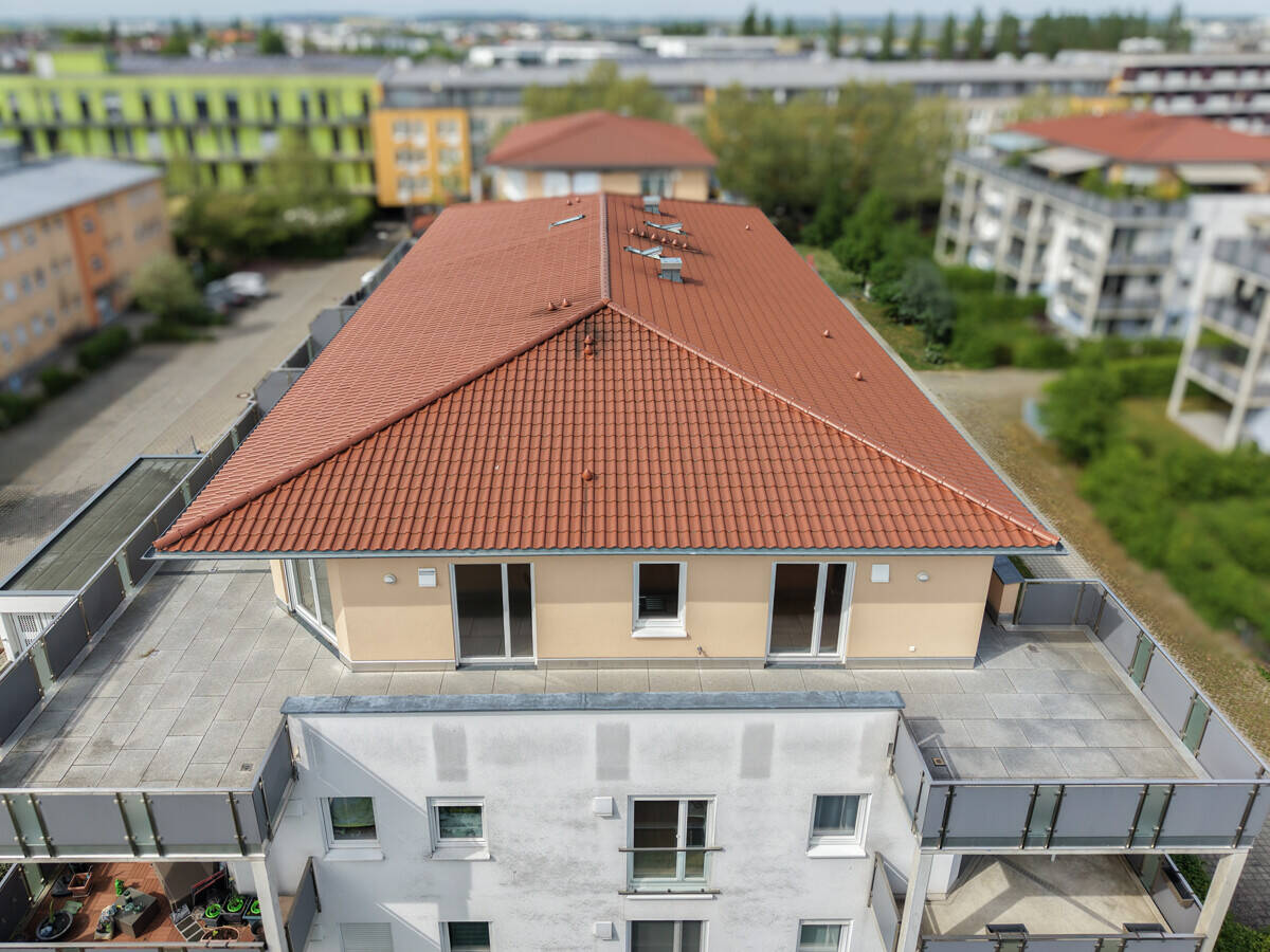 Hochwertige Penthouse-Wohnung mit weitläufiger Dachterrasse in Ingolstadt-Hollerstauden!