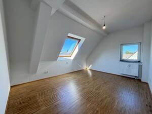 *Schöner Balkon*Charmante Dachgeschosswohnung in grüner Lage* – 45357 Essen – Vorschaubild 9