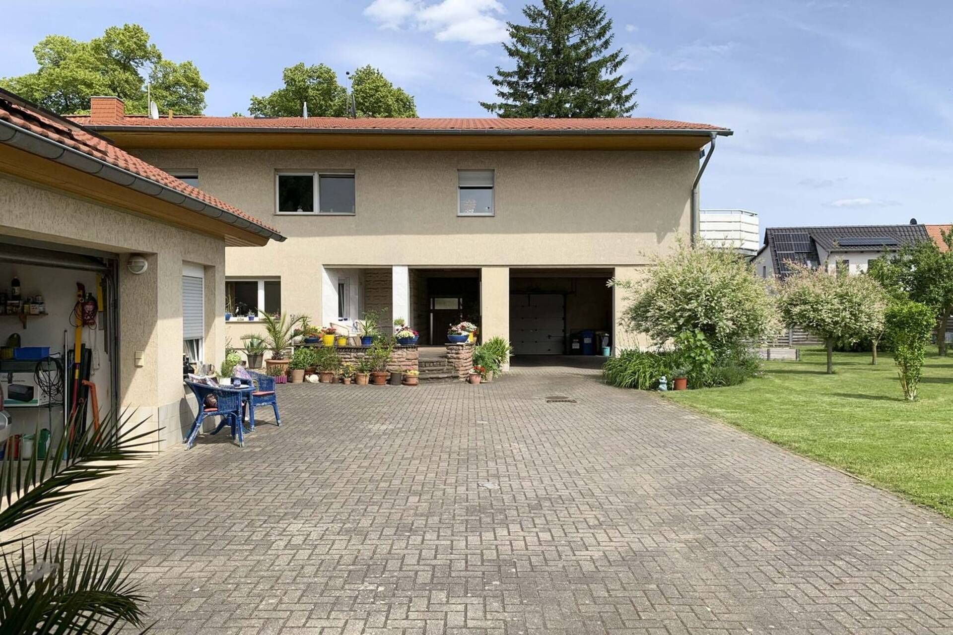 Haus in 39122 Magdeburg mit 200,18 m² kaufen