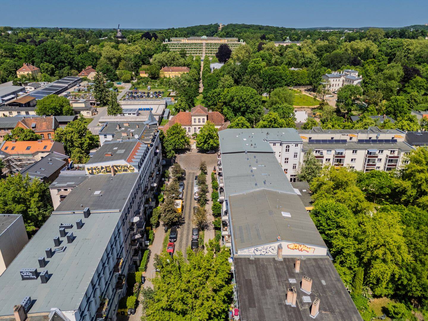 Große und moderne 4-Zimmerwohnung mit Aufzug in bester Lage - ideal für Familien – Potsdam – Vorschaubild 3
