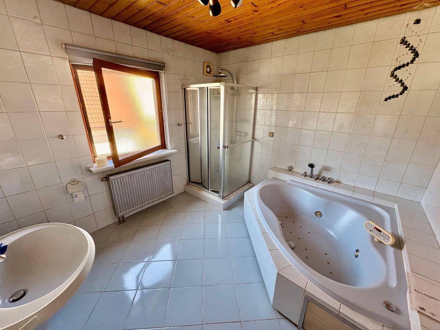 * Haus mit Werkstatt, Garage und Erweiterungspotential * – Nürnberg – Vorschaubild 7