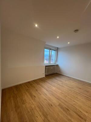2-Zimmer Wohnung mit Top Anbindung – 70327 Stuttgart – Vorschaubild 3