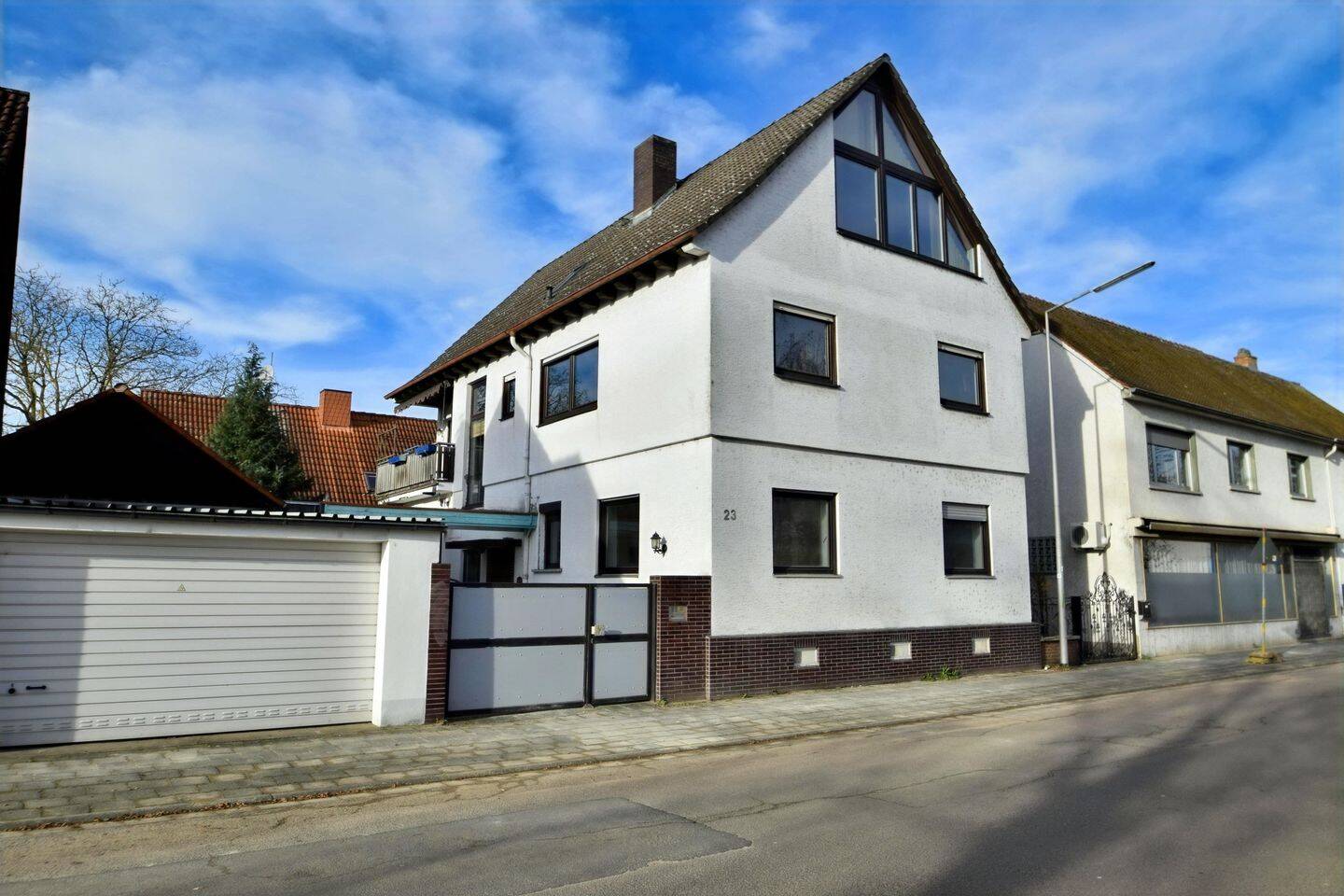 2 Familienhaus in Babenhausen – Babenhausen – Bild 1 von 9