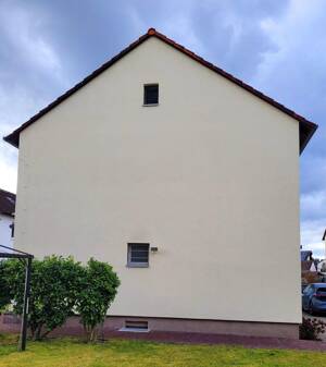 Freistehendes modernisiertes Zweifamilienhaus in Rumpenheim 7,5 Zimmer, 3 Bäder, gr. Garten, Garage – 63075 Offenbach am Main – Vorschaubild 4