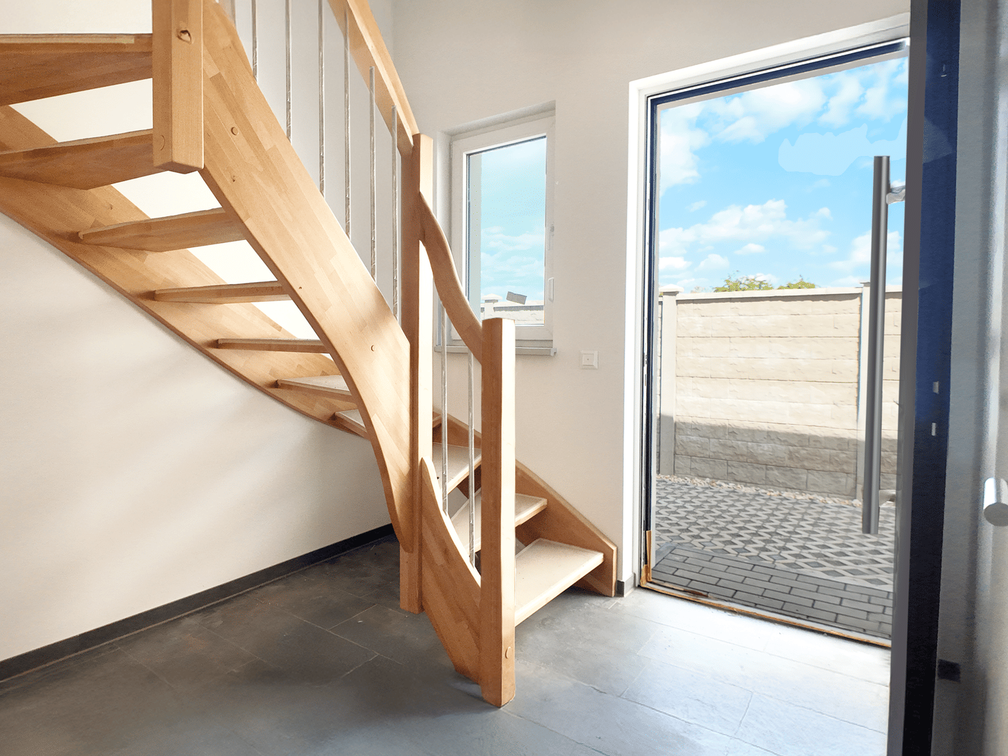 Haus im Haus mit privatem Garten & Balkon | Garage & Stellplatz | Ruhige Wohnlage – Zschepplin – Vorschaubild 2