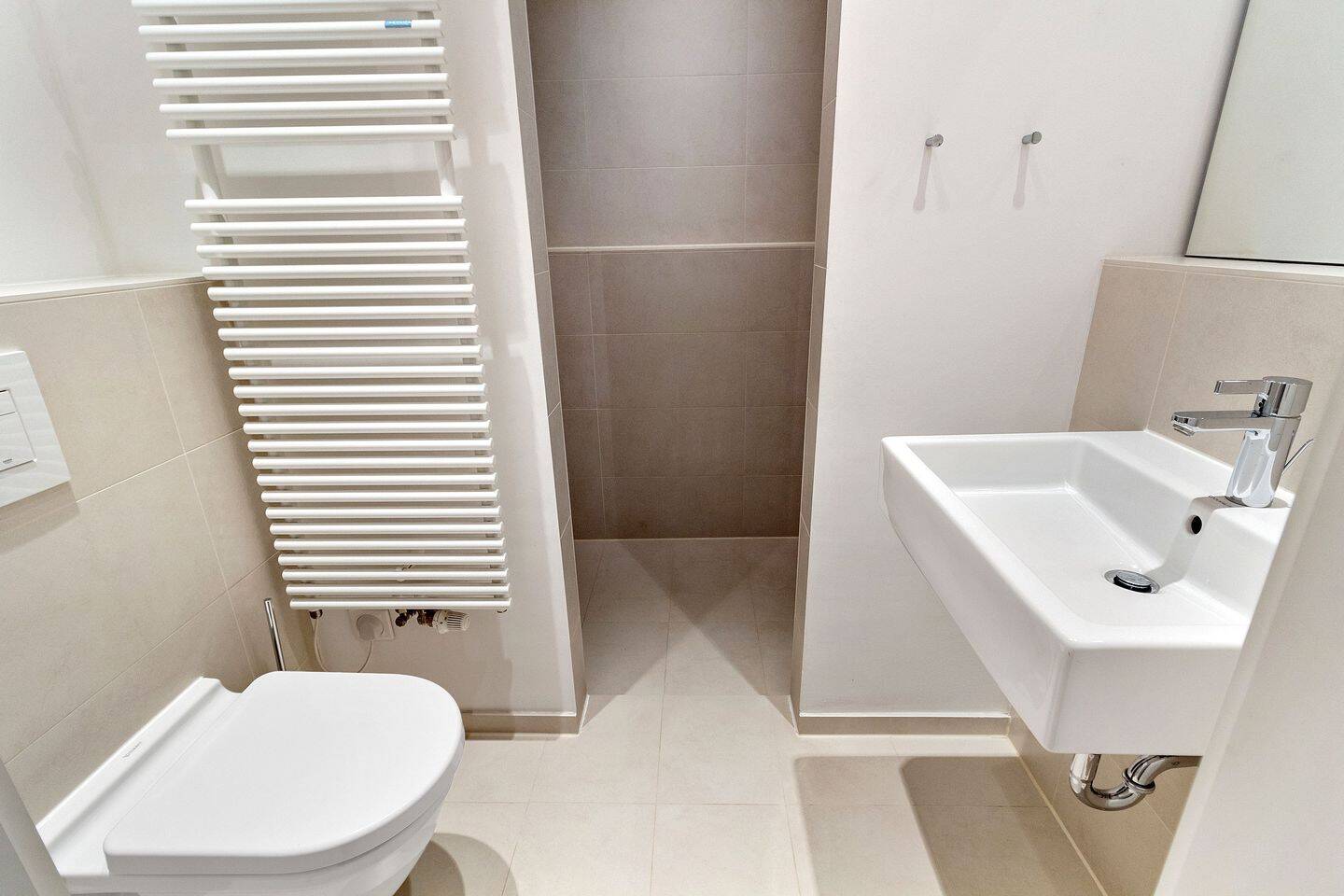 Hochwertige 60m² 2-Zimmer-Wohnung in Berlin Mitte – Berlin – Vorschaubild 9