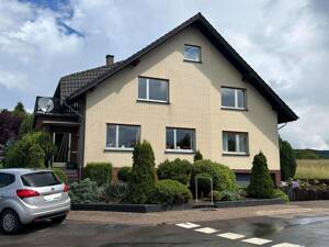 Geräumige 4-Zimmer-Wohnung im Dachgeschoss mit Fernsicht in Bad Oeynhausen - Volmerdingsen