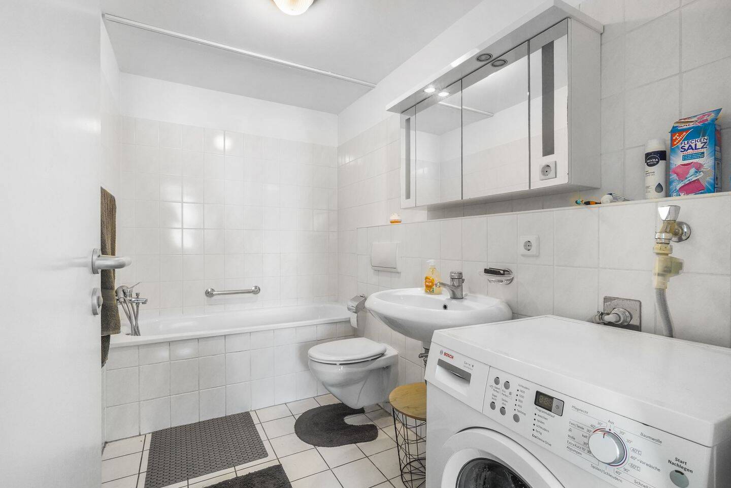 3-Zimmer-Wohnung mit Concierge-Service, zwei Bädern und Balkon zum ruhigen Innenhof – Berlin – Vorschaubild 6