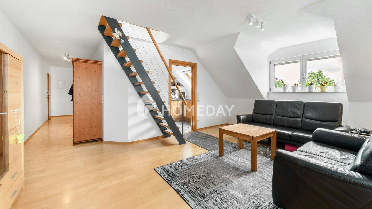 Maisonette in Neuenstadt: 4 Zimmer, Loggia, Garage und Stellplatz