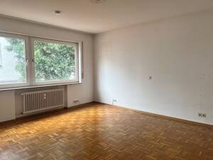 "Garten statt Balkon: Familienfreundliche 4,5 Zimmer in Stuttgart-Sillenbuch" – 70619 Stuttgart – Vorschaubild 3
